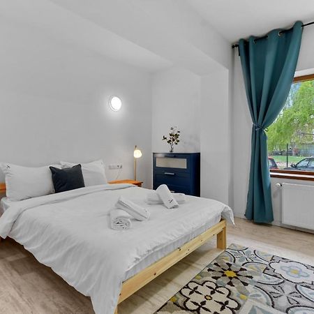 Homestay Otopeni Eksteriør bilde