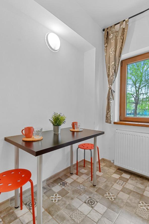 Homestay Otopeni Eksteriør bilde